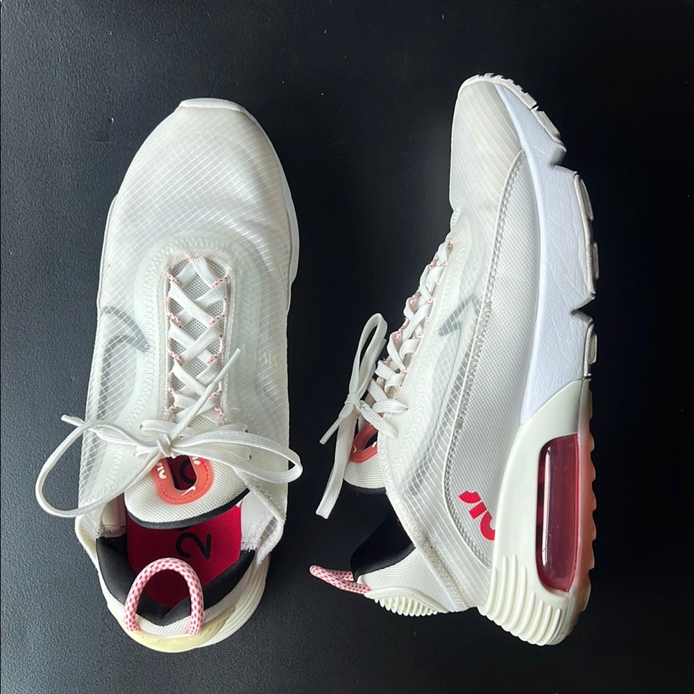 Women’s Nike Air Max 2090 in Size 9.5 - Summit White/Siren Red/White/Black